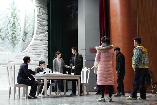 Macintosh HD:Users:apple:Desktop:大地之光照片:IMG_0005.jpg