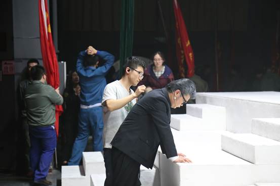 Macintosh HD:Users:apple:Desktop:大地之光:大地之光剧照:后台:IMG_5433.jpg