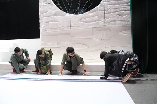 Macintosh HD:Users:apple:Desktop:大地之光:大地之光剧照:后台:IMG_0911.jpg