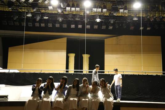 Macintosh HD:Users:apple:Desktop:第一天:IMG_5762.jpg