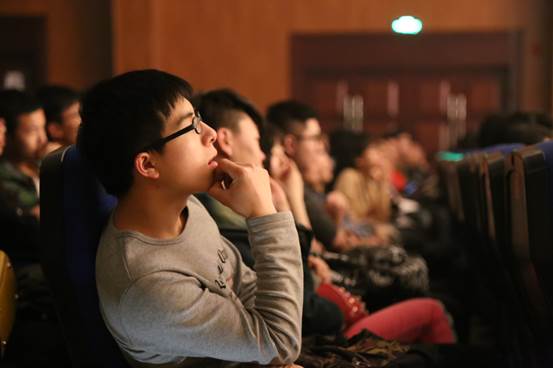 Macintosh HD:Users:apple:Desktop:大地之光:大地之光剧照:观众:IMG_5266.jpg