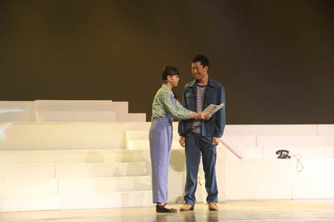 Macintosh HD:Users:apple:Desktop:大地之光:大地之光剧照:理工男得爱情:IMG_1617.jpg