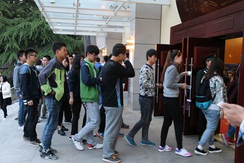 Macintosh HD:Users:apple:Desktop:大地之光剧照:观众:IMG_5224.jpg