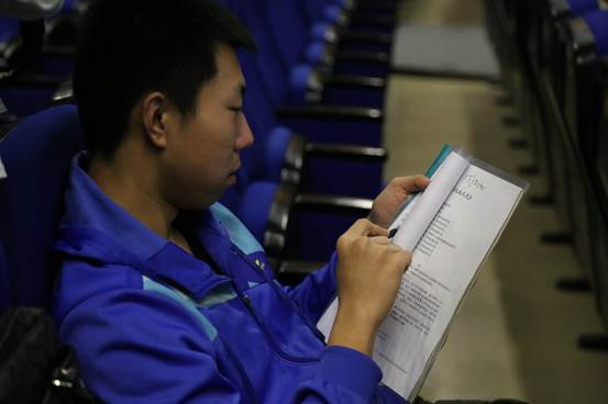 Macintosh HD:Users:apple:Desktop:大地之光:大地之光剧照:后台:IMG_5171.jpg