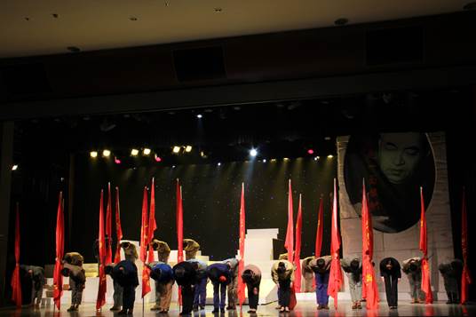 Macintosh HD:Users:apple:Desktop:大地之光剧照:落幕:IMG_1534.jpg