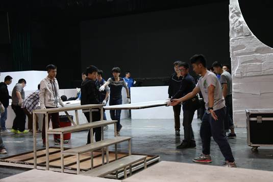 Macintosh HD:Users:apple:Desktop:大地之光剧照:后台:IMG_5516.jpg