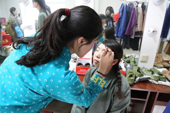 Macintosh HD:Users:apple:Desktop:大地之光:大地之光剧照:后台:IMG_6202.jpg